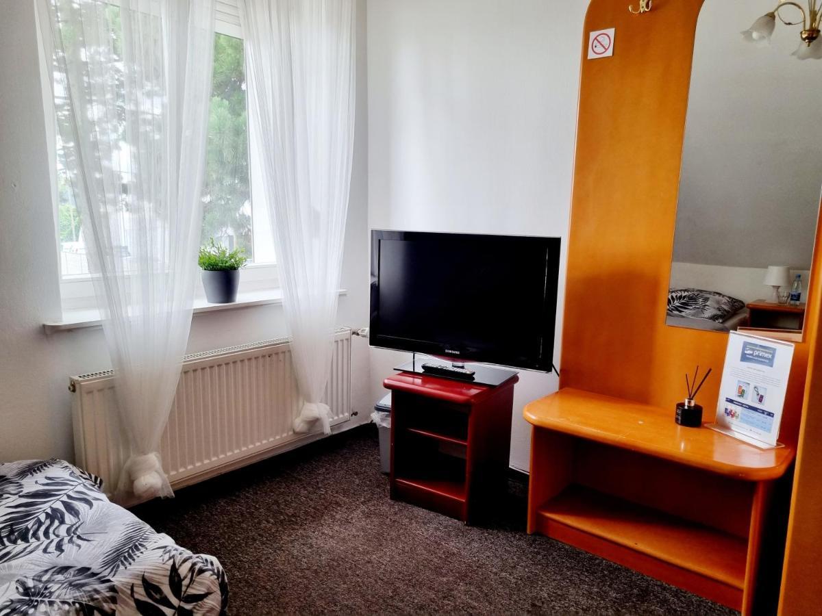 PRIMEX tani nocleg Poznań Kültér fotó