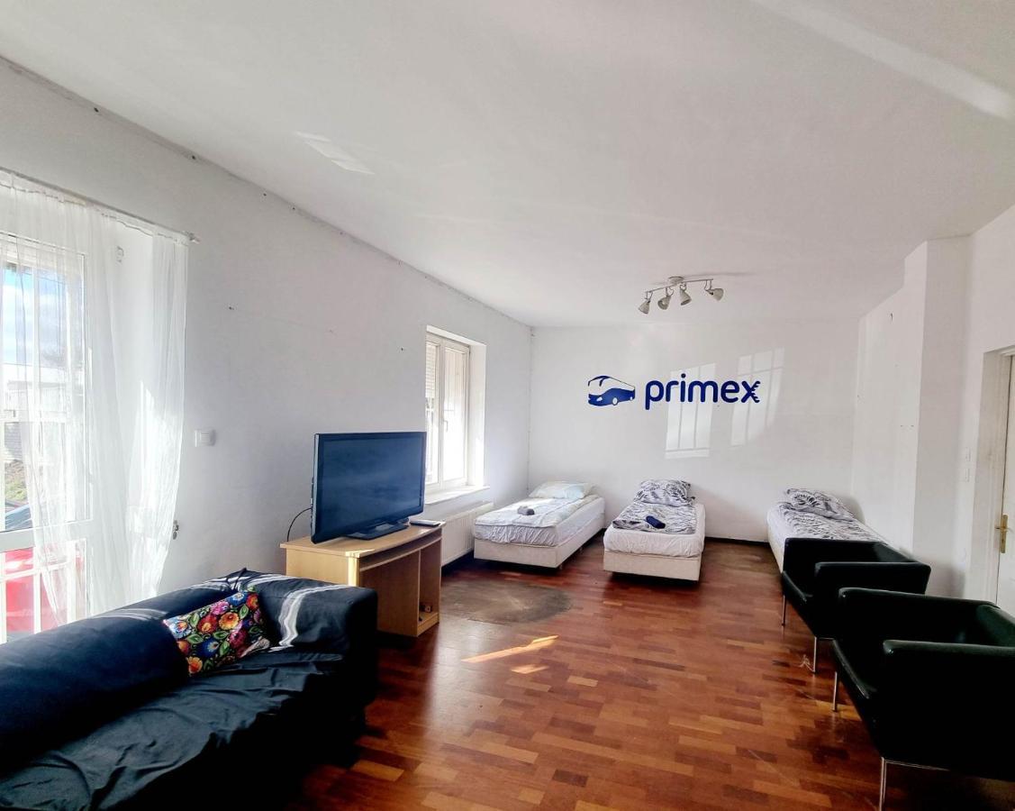 PRIMEX tani nocleg Poznań Kültér fotó